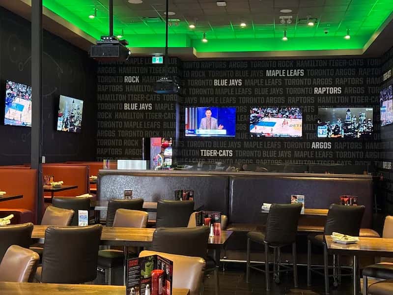 Dave & Busters Oakville — venue photo 5