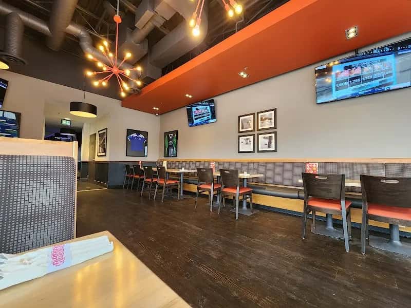 Boston Pizza West Springs — venue photo 3