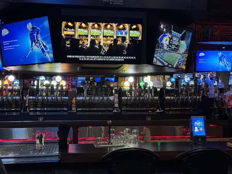 Canadian Brewhouse — venue photo 5