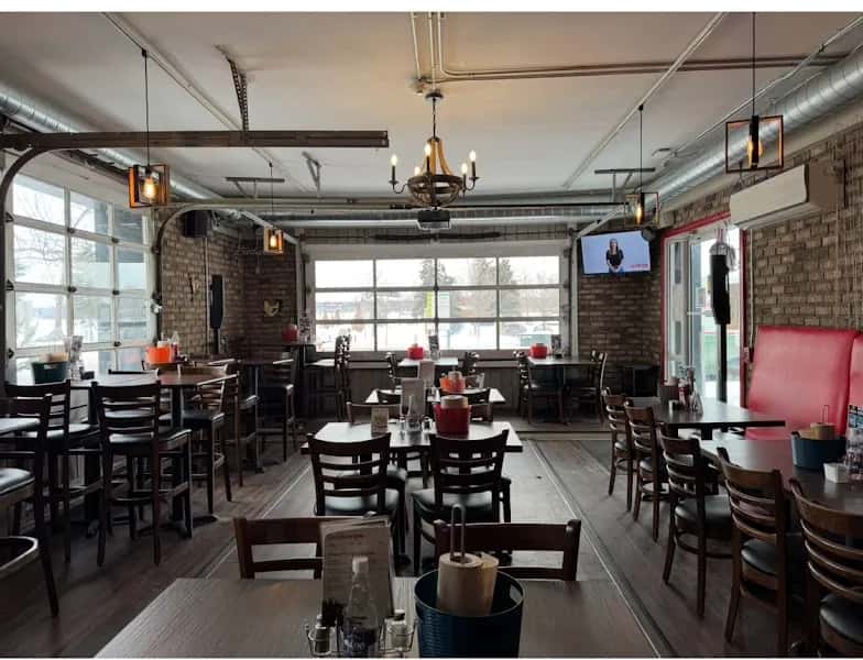 CW Coop's Barrie — venue photo 3