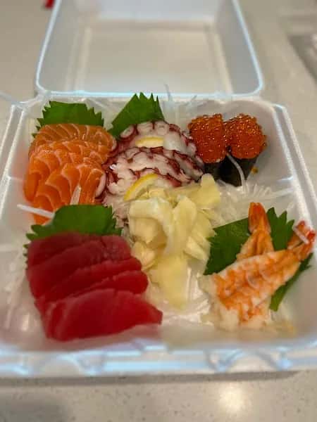 Ginza Sushi Fusion Cuisine — venue photo 3