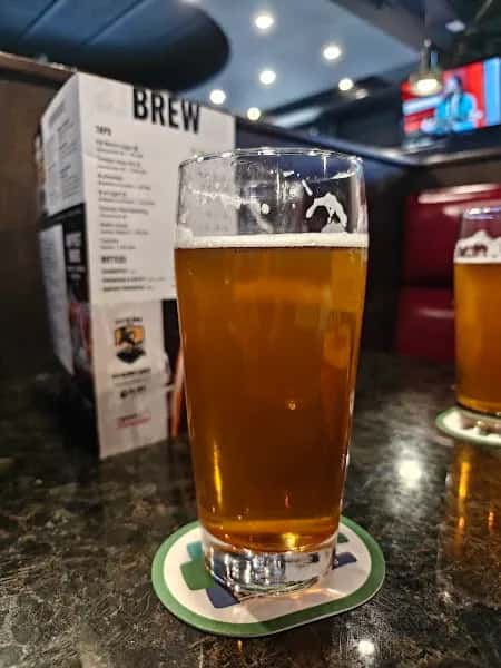 Wings Burnaby — venue photo 5