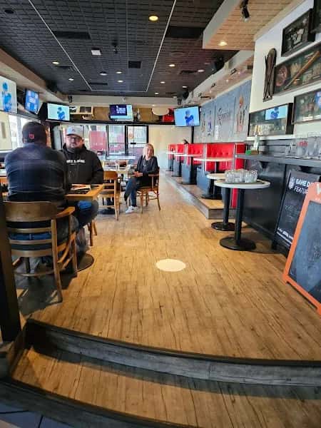 Rendezvous Pub — venue photo 5