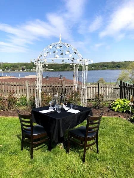 The Crane & Pelican Cafe — venue photo