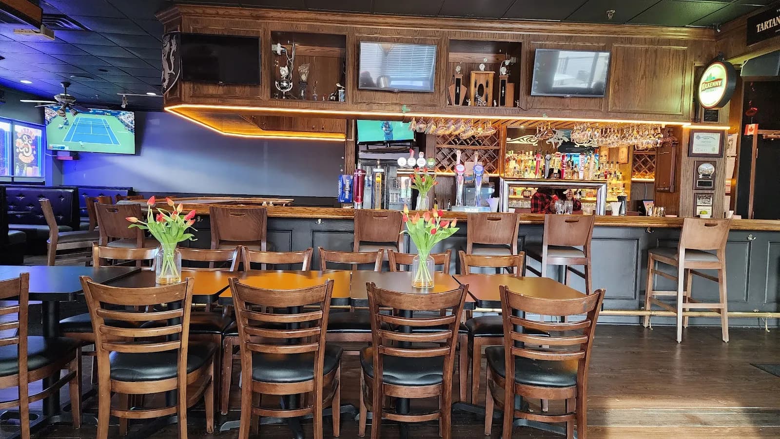 KCR Bar & Grill — venue photo