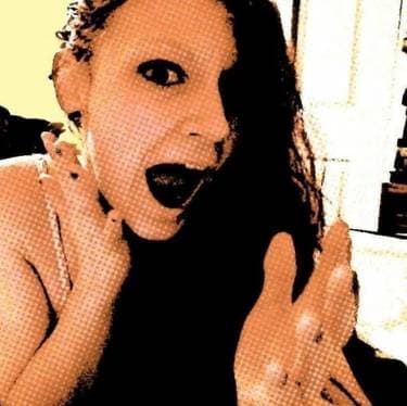 LXS ARTS - PaintNite artist profile image