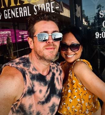 Paint with Auburn & Tila - PaintNite artist profile image