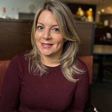 Ashley: Team Buttercup , Tottenham, ON | Powered by Yaymaker