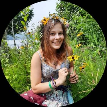 Kristen McCartney - PaintNite artist profile image