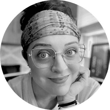 Meghann Sikes - PaintNite artist profile image