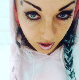 Karina  Veveris  profile photo