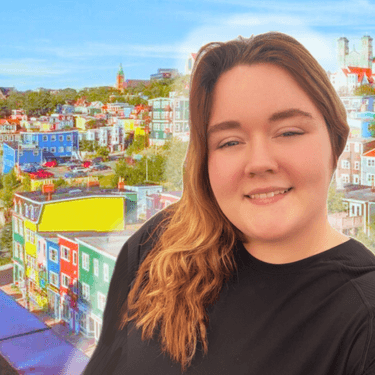Megan Holloway - PaintNite artist profile image