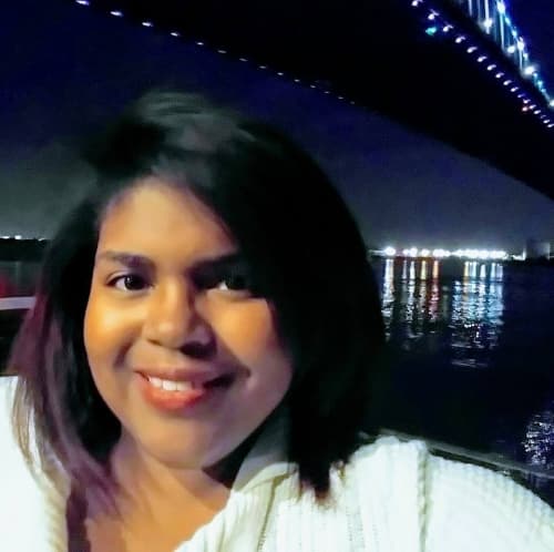 Angelica Moss, Paint Nite artist in Philadelphia