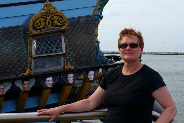 Lisa Berger, Paint Nite artist in Philadelphia