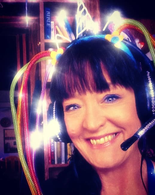 Joyce of Art!! #TeamCreativeMagic, Paint Nite artist in Ottawa