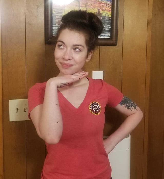 Roxana Cualio, Paint Nite artist in Vancouver