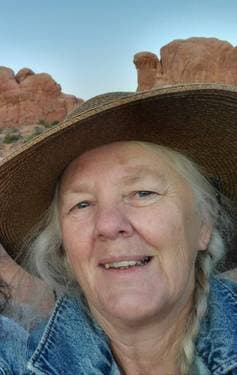 PEIGI Midey shop logo