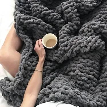 Hand-Knit Blanket Workshop — Painting