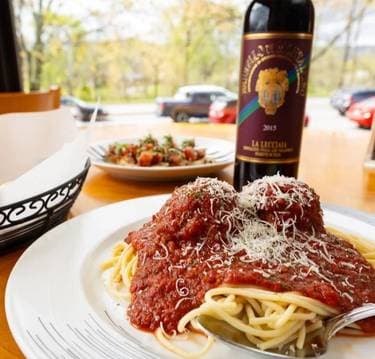 Lydia’s Italian Kitchen , Salem, VA | Yaymaker