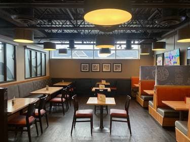 Boston Pizza West Springs , Calgary, AB | Yaymaker