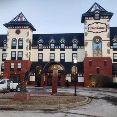 The Chateau Hotel & Lido Lounge , BLOOMINGTON, IL | Yaymaker