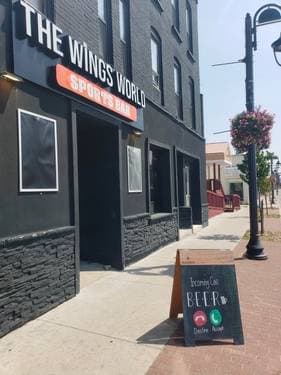 The Wings World Lindsay